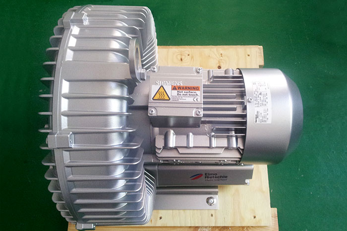 ����ʽ�L(f��ng)�C(j��)